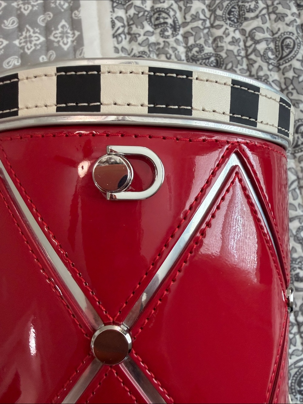 Kate Spade New York "Oh What Fun" 3D Toy Store Drum Crossbody Bag - New - Picture 9 of 12